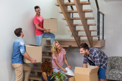 Moving truck service in Carshalton for home and business transport